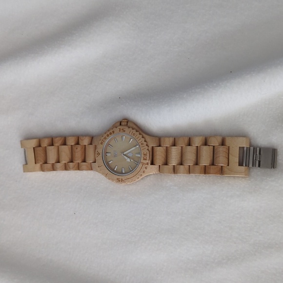 Wewood watch - Picture 1 of 2